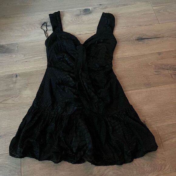 NBD Women's Black Ruffled Fit & Flare Sleeveless Sweetheart Mini Dress Sz Small - Picture 1 of 3